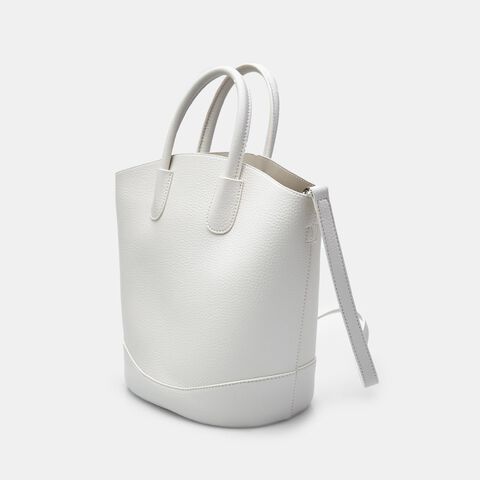 Frauentasche von BATA mit Reißverschluss, Weiß Frauentasche von BATA mit Reißverschluss, Weiß